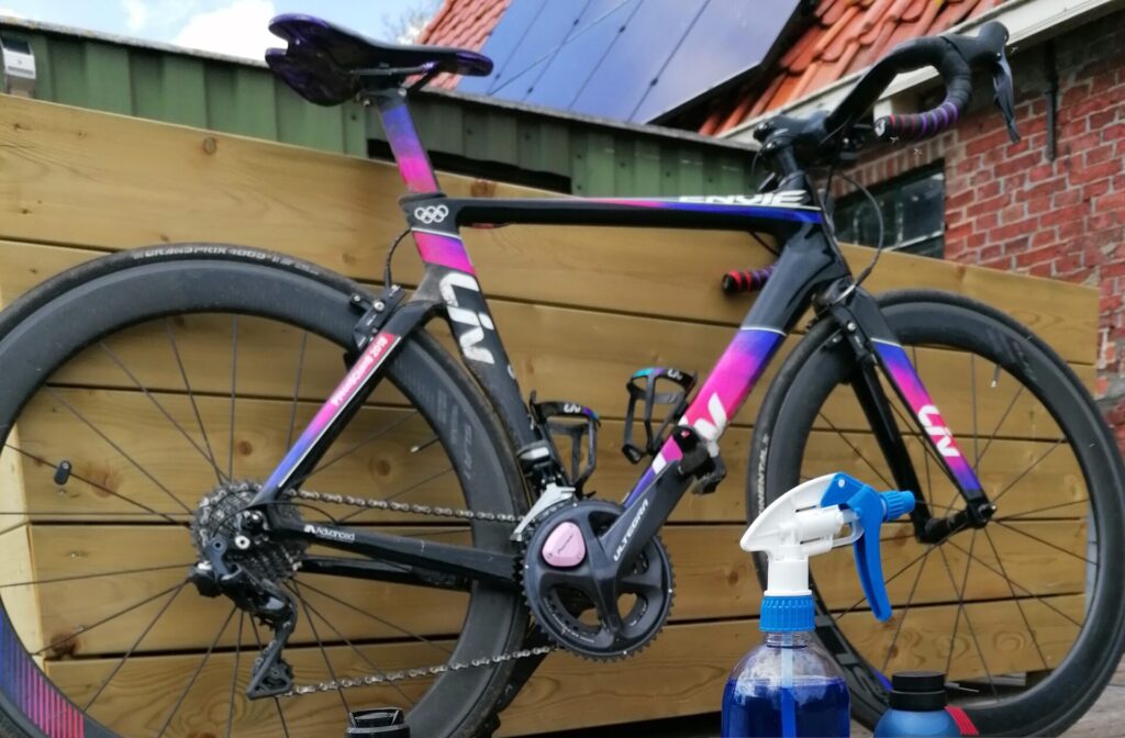 Fiets Rianne met onderhoudsproducten